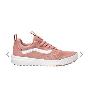 NEW Vans UltraRange EXO Womens